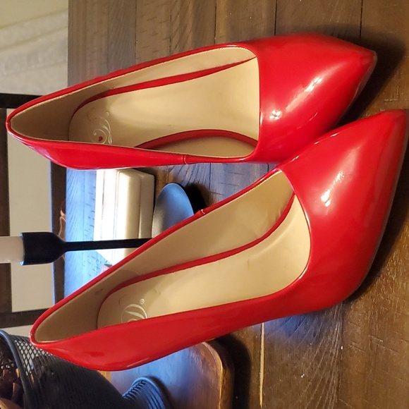 Red Faux Patent Leather Heels - Picture 8 of 9